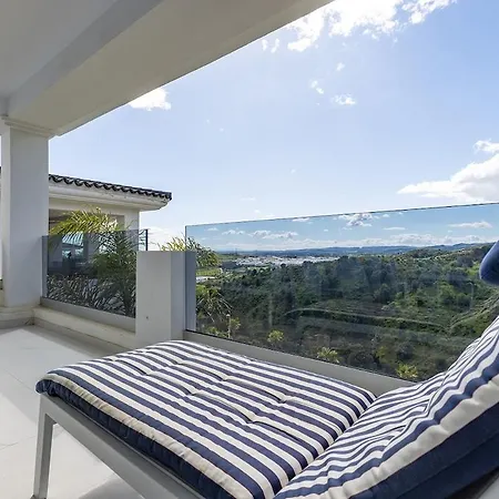 Chic Penthouse With Scenic Views At Hills! Apartment Estepona