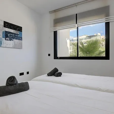 Apartment Chic Penthouse With Scenic Views At Hills! Estepona